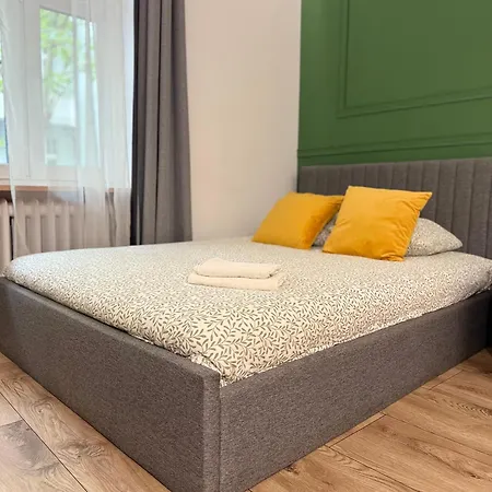 Heart Of V Vi * קטוביץ