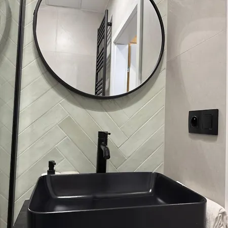 Heart Of V Vi קטוביץ